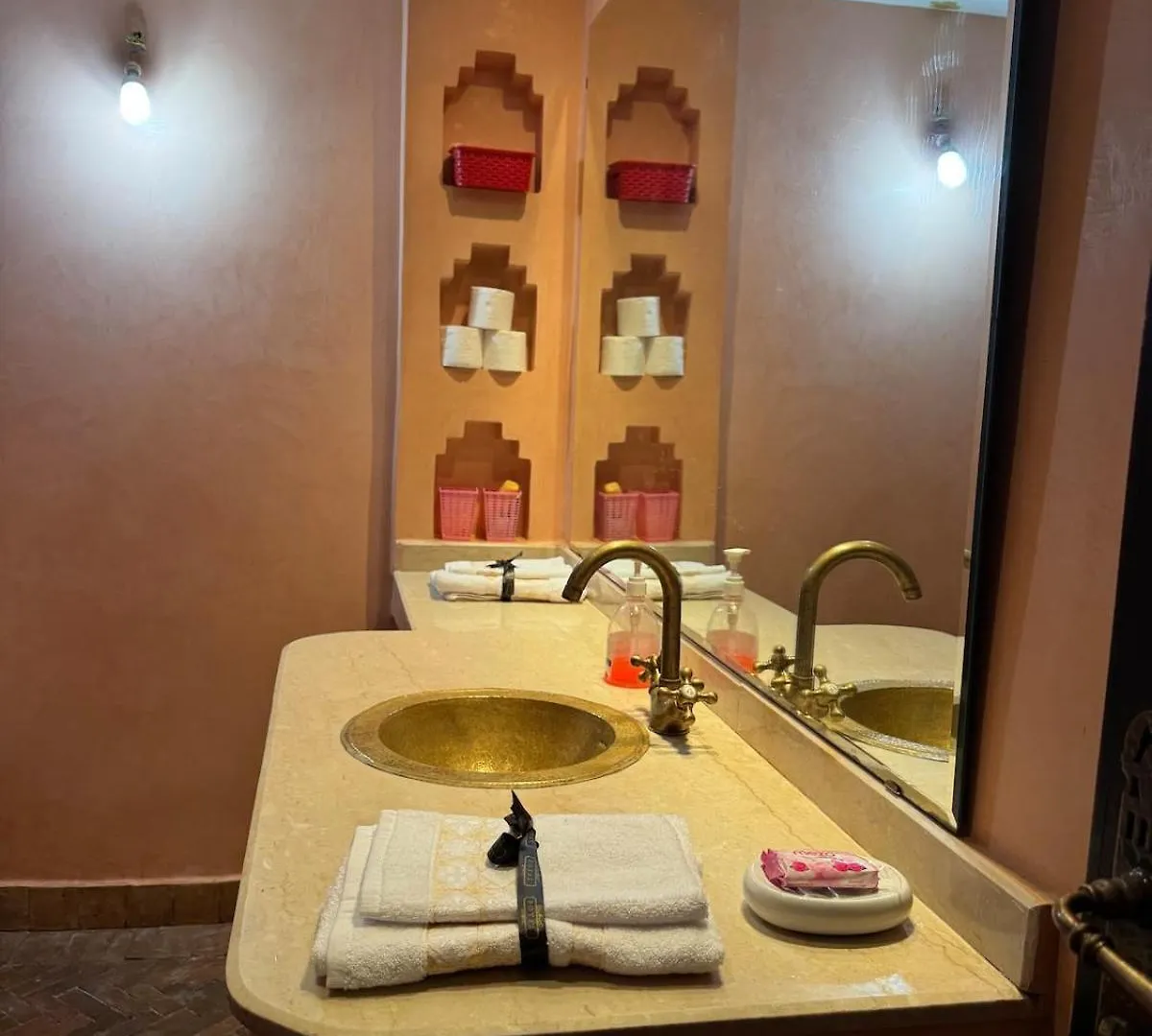 Elegance Apartment With 5 Swimming Pool For Family Marrakesh